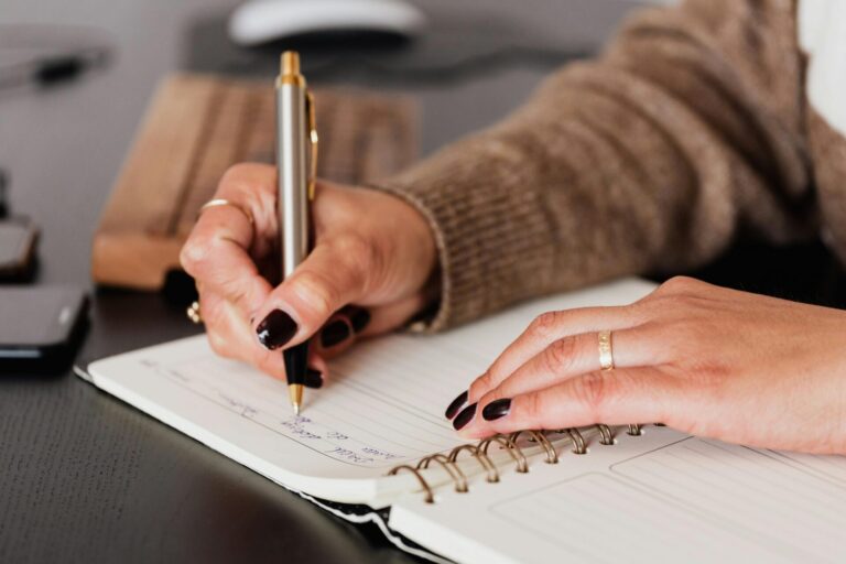 Reasons Why You Should Journal Every Day – Backed by Research