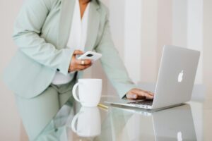 10 Simple Habits to Make You More Organized in Life