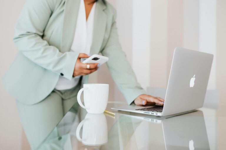 10 Simple Habits to Make You More Organized in Life