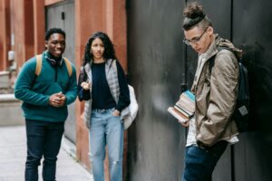 12 Smart Ways How To Respond To Teasing At School