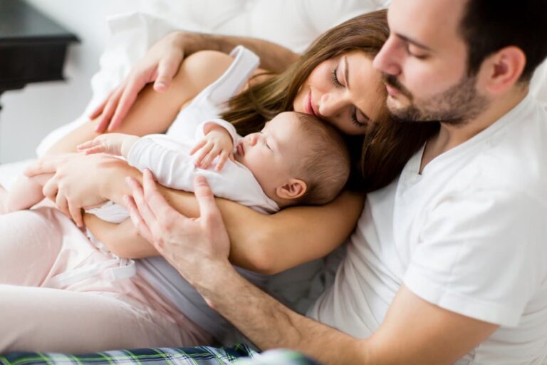 couple with baby - how to maintain relationship after baby