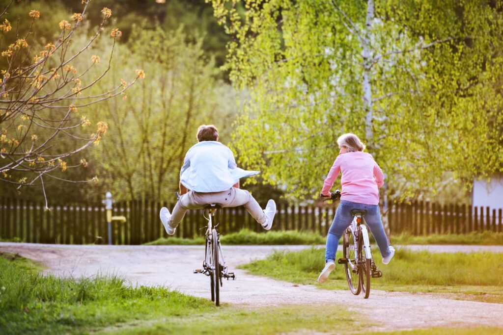 cheap spring date ideas for couples