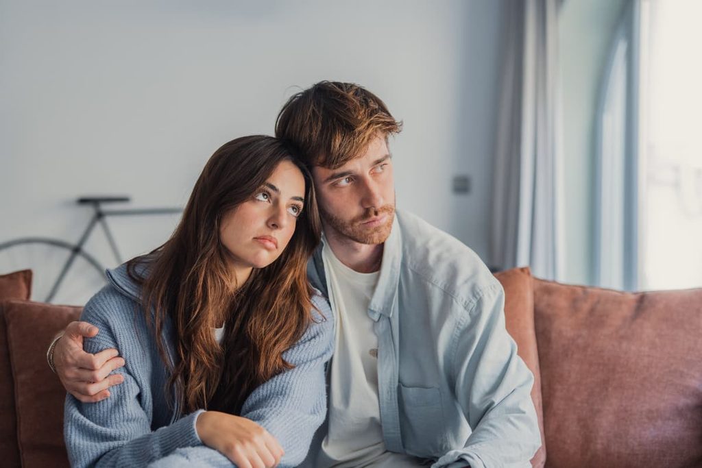 what destroys trust in a relationship